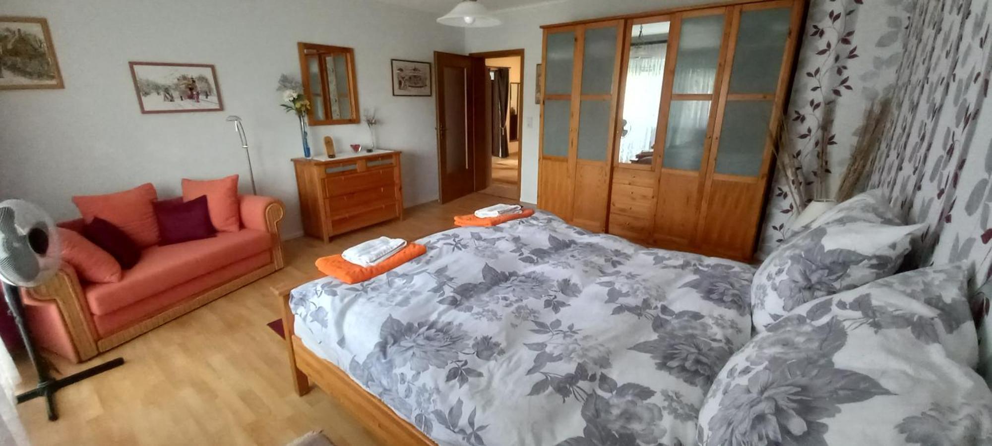 לינץ אם ריין A Large Fully Furnished Private Apartment מראה חיצוני תמונה